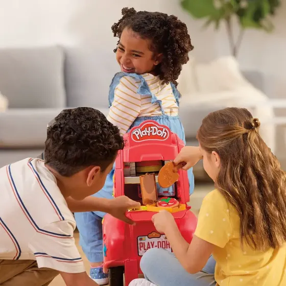 Play-Doh Moto Scooter Repartidora de Pizzas Roja