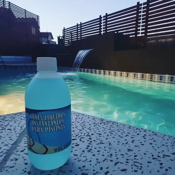 Luz Para Piscina Vulcano Iones Instantáneos Led